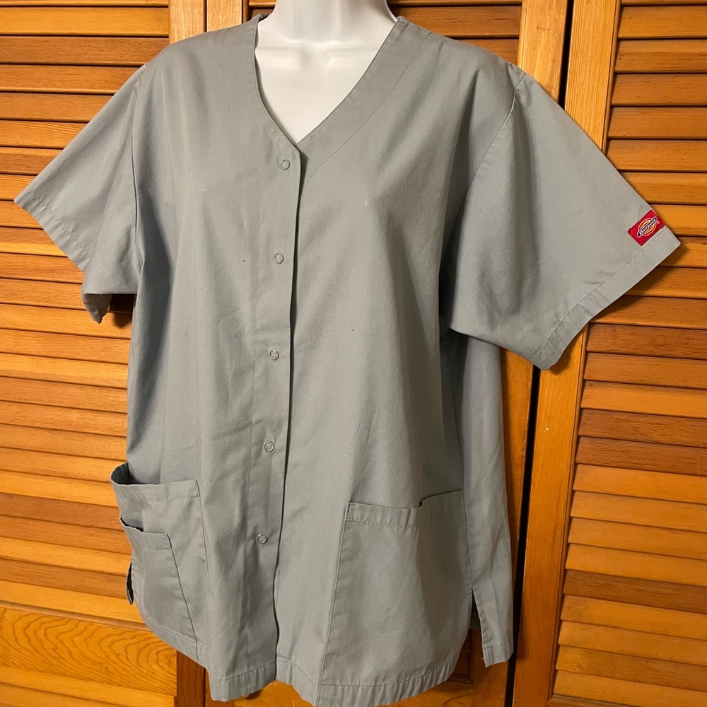 Scrub top-Dickies Women’s Large